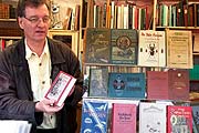 Bücher und mehr (Foto: Martin Schmitz)